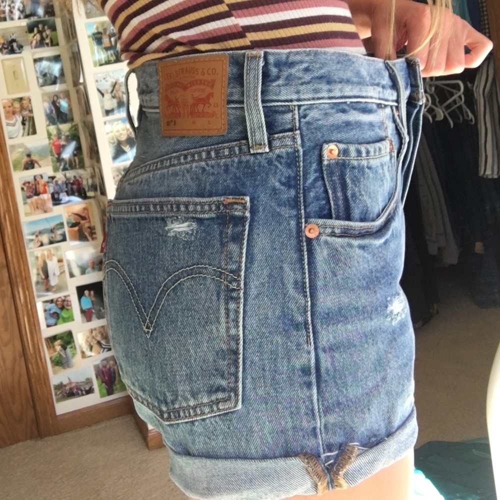 Levi 501 high waisted vintage shorts